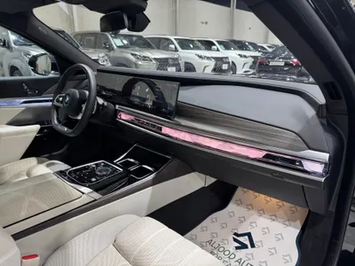 2023 BMW 7 Series 735i