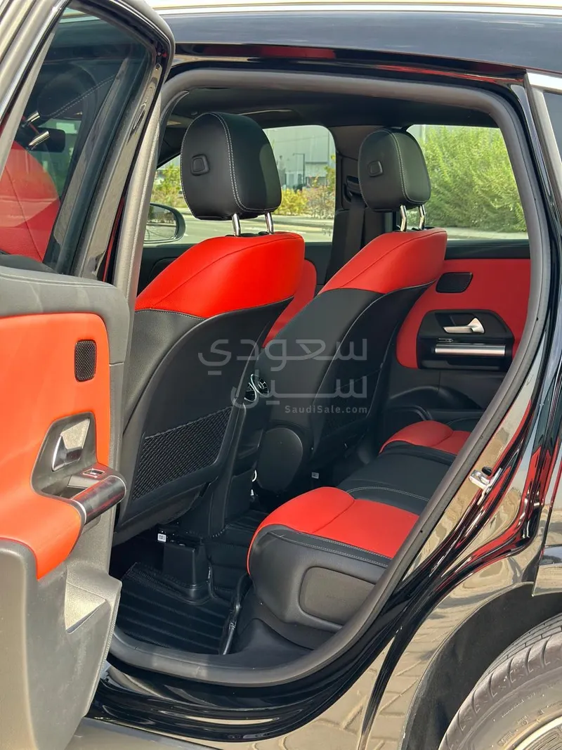 2025 مرسيدس - بنز سبرنتر