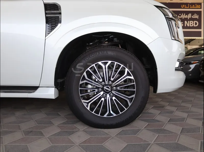 2025 Nissan Patrol Platinum
