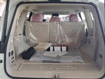 2025 Toyota Land Cruiser GXR