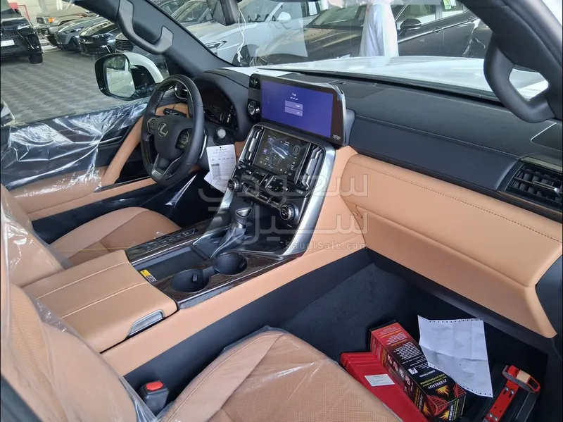 2025 Lexus LX 600