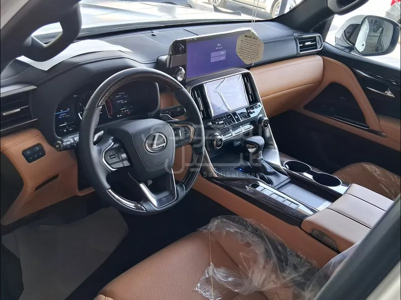 2025 Lexus LX 600