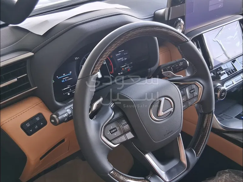 2025 Lexus LX 600