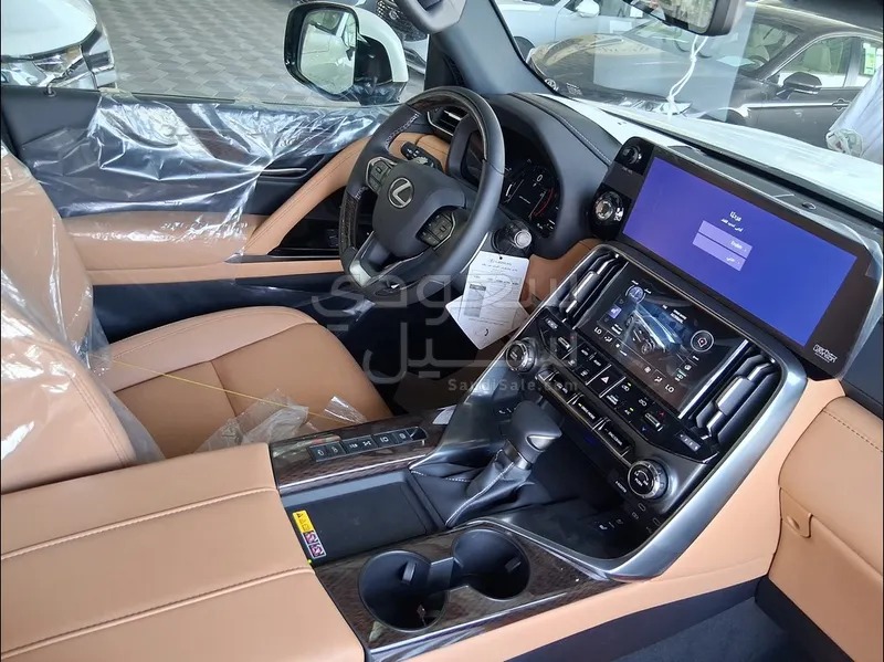 2025 Lexus LX 600