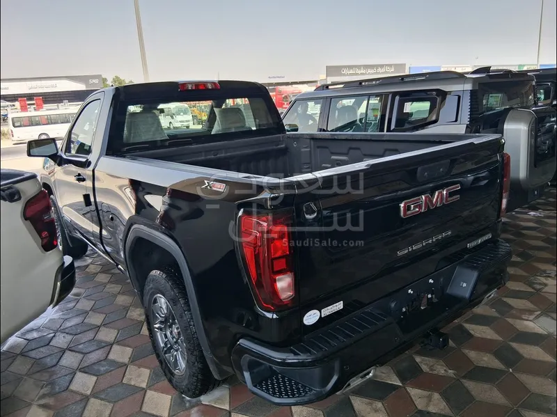 2024 GMC Sierra Elevation