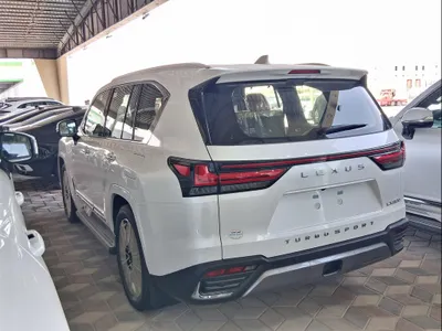 2025 Lexus LX 600