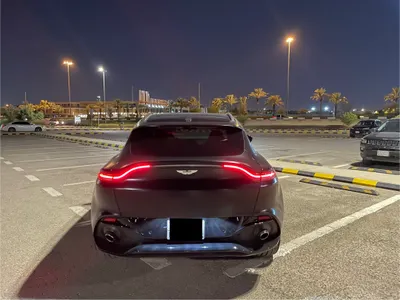 2022 استون مارتن دي بي اكس 550