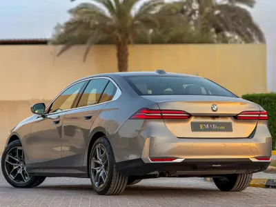 2024 بي ام دبليو الفئة الخامسة 520 أي