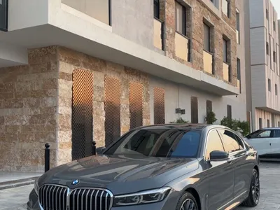 2020 بي ام دبليو الفئة السابعة 730 أي