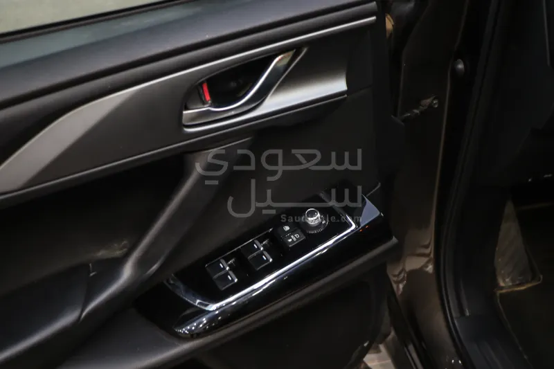 2023 مازدا سي اكس 90