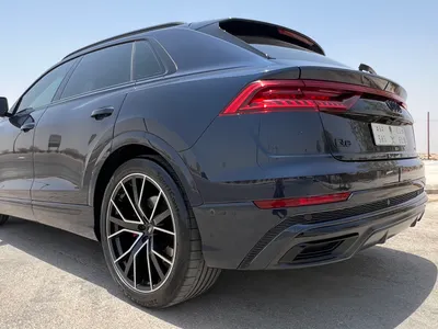 2023 Audi Q8 S Line