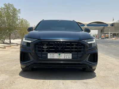 2023 Audi Q8 S Line