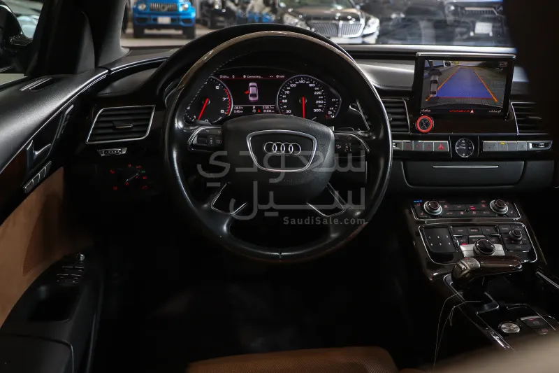 2015 اودي اي 8 ال