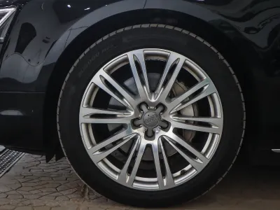 2015 اودي اي 8 ال