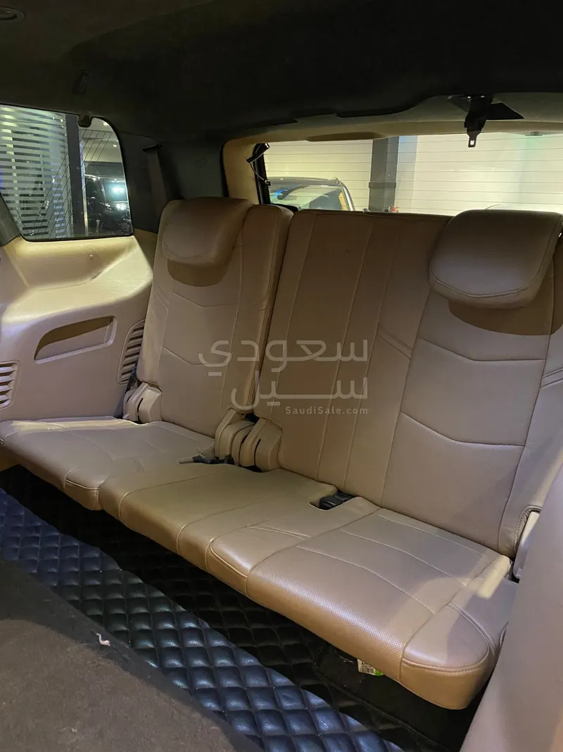 2020 كاديلاك اسكاليد بلاتينيوم