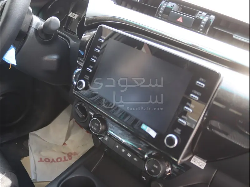 2024 تويوتا هاي لوكس ادفنشر غمارتين