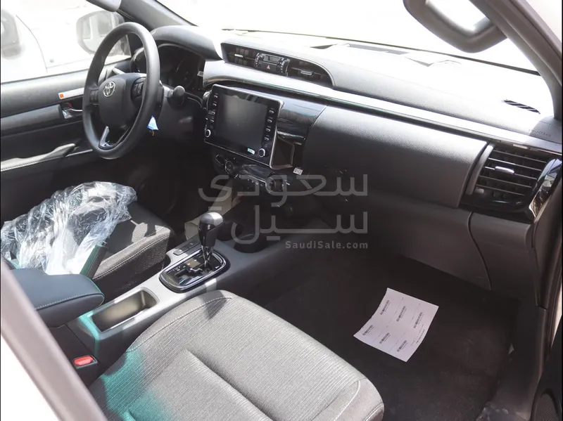 2024 تويوتا هاي لوكس ادفنشر غمارتين