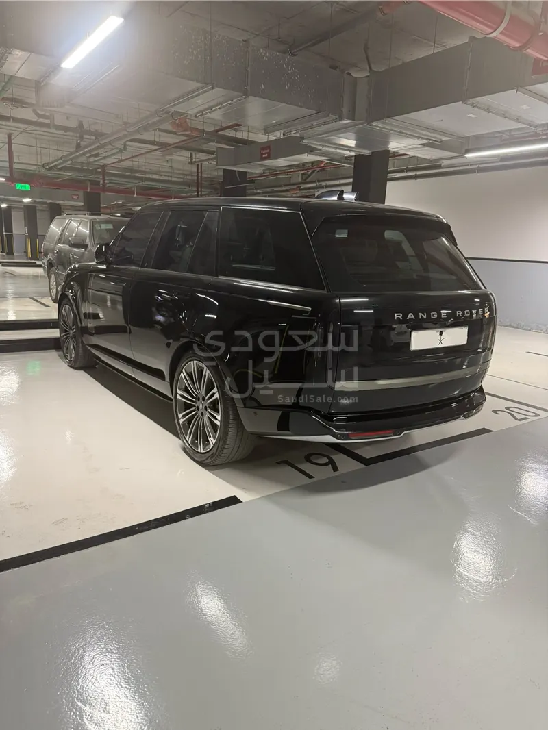 2024 لاند روفر رينج روفر اتش اس اي