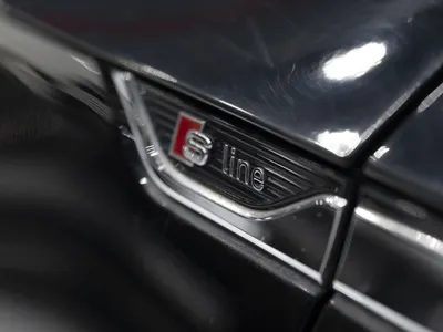 2022 اودي اي 5 40 تي اف اس اي اس لاين