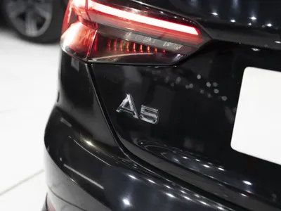 2022 اودي اي 5 40 تي اف اس اي اس لاين