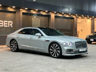 2022 بنتلي كونتيننتل فلاينج سبير دابليو 12