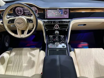 2022 بنتلي كونتيننتل فلاينج سبير دابليو 12