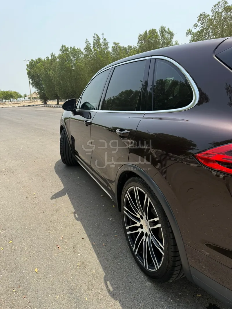 2015 بورش كايين اس