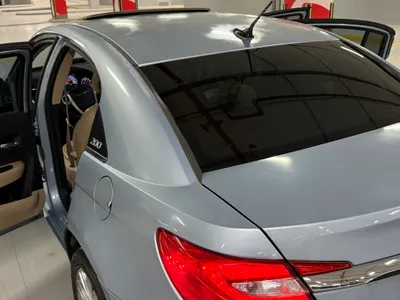 2012 كرايسلر 200 سي ليمتد