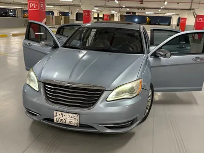 2012 كرايسلر 200 سي ليمتد