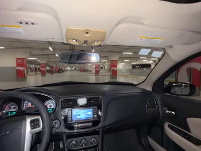 2012 كرايسلر 200 سي ليمتد