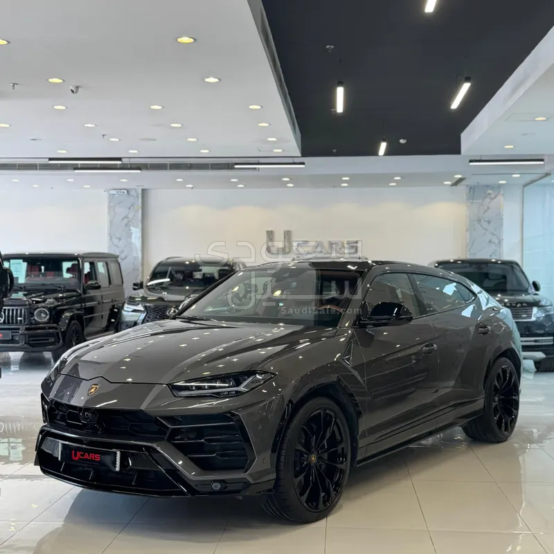 2022 Lamborghini URUS