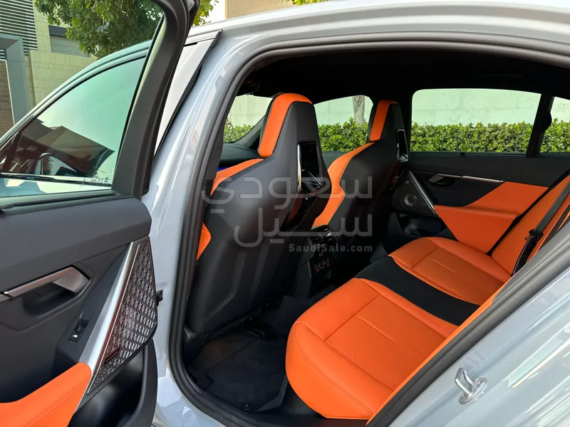 2025 BMW M Series M5