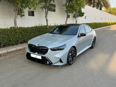 2025 BMW M Series M5