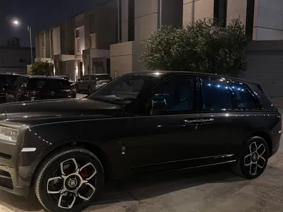 2023 رولز رويس كولينان بلاك بادج