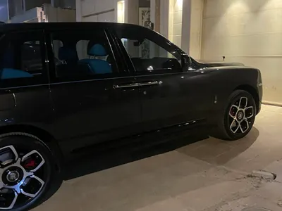 2023 رولز رويس كولينان بلاك بادج