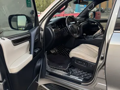 2018 Lexus LX 570