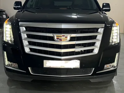 2019 كاديلاك اسكاليد إي إس في
