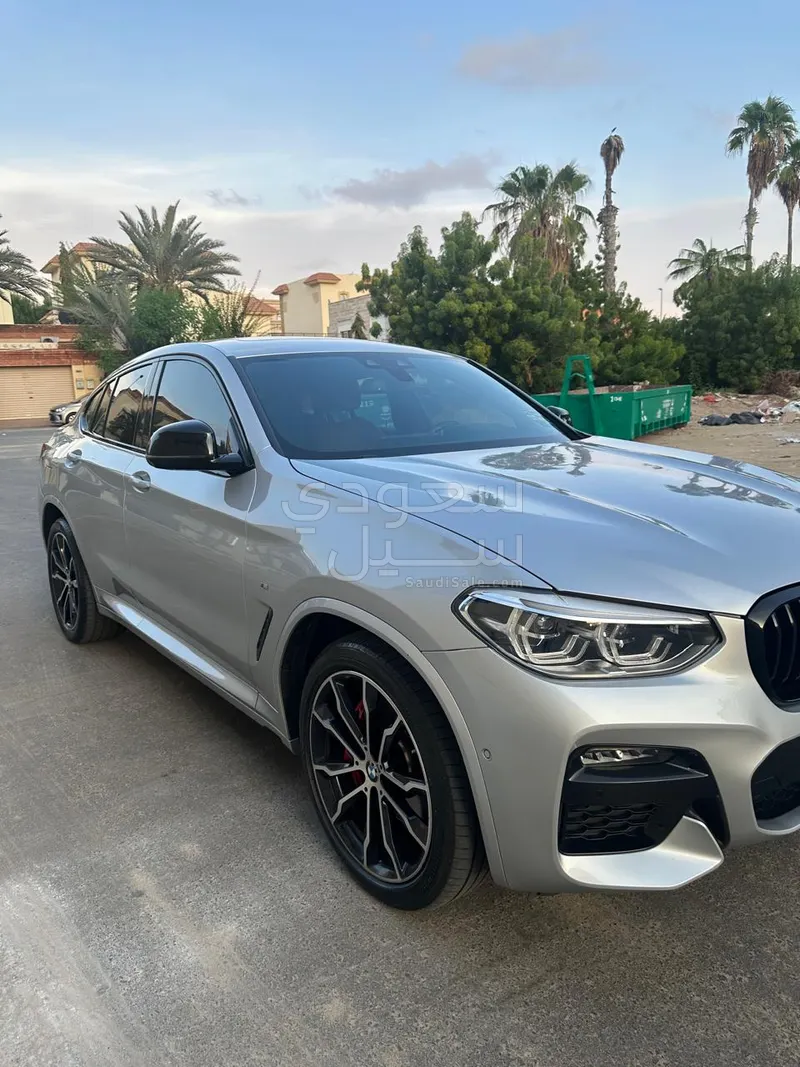 2021 بي ام دبليو الفئة اكس 4