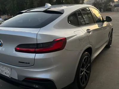 2021 بي ام دبليو الفئة اكس 4