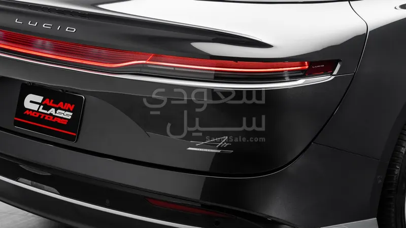 2025 لوسيد اير تورينج