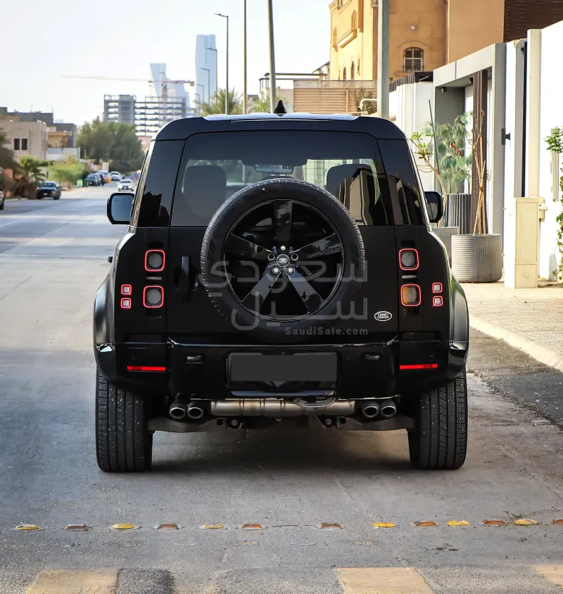 2023 Land Rover Defender