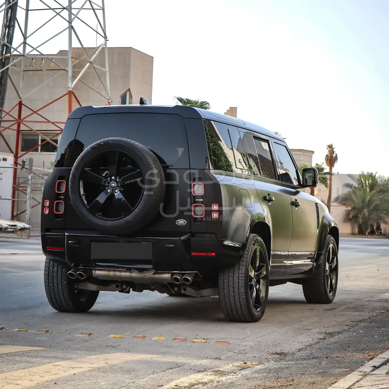 2023 Land Rover Defender
