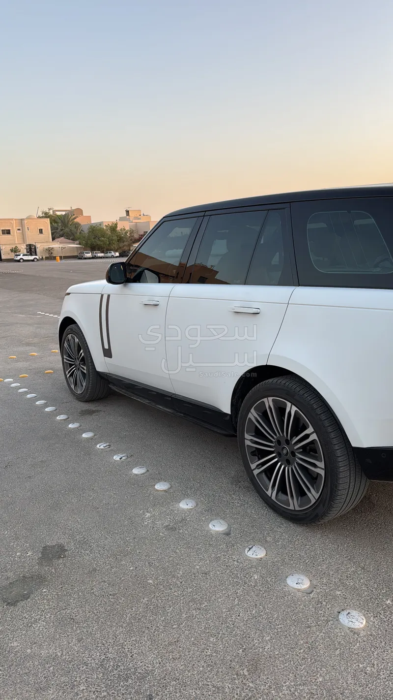 2023 لاند روفر رينج روفر اتش اس اي