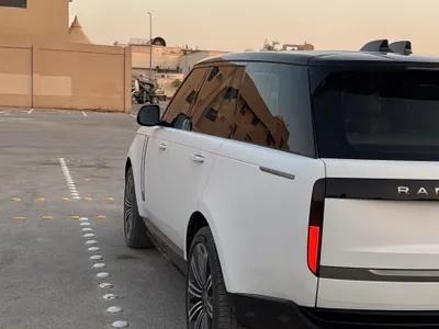 2023 لاند روفر رينج روفر اتش اس اي