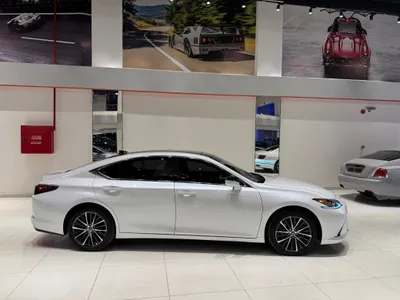 2025 Lexus ES 350