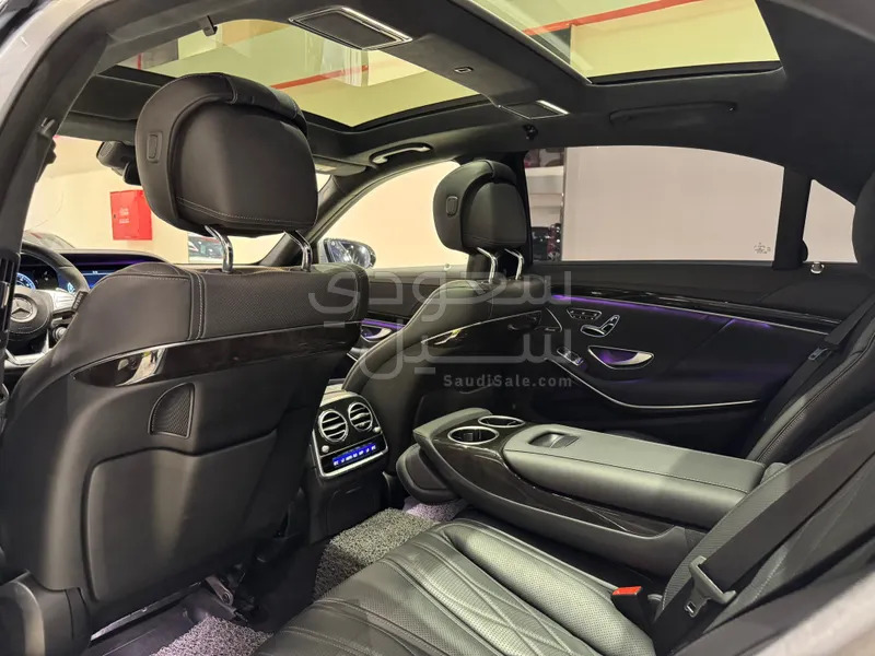 2017 Mercedes-Benz S 63 AMG