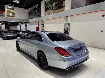 2017 Mercedes-Benz S 63 AMG