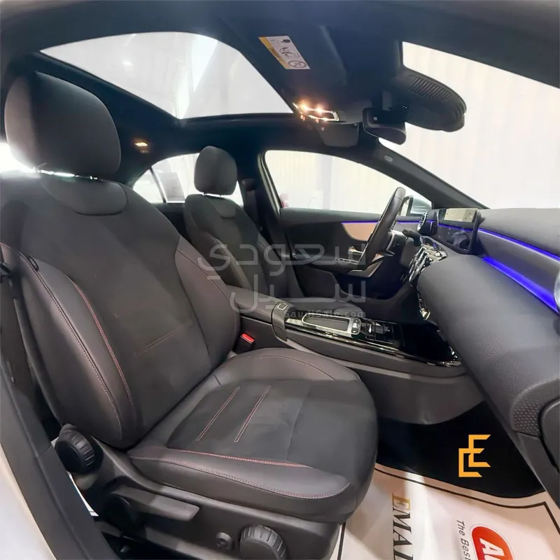2025 Mercedes-Benz A 200