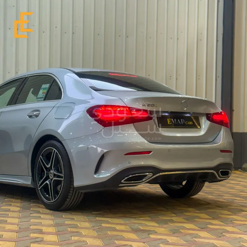 2025 Mercedes-Benz A 200
