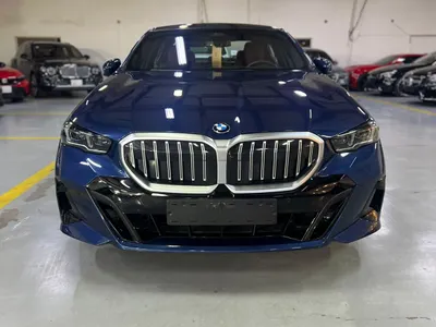 2024 BMW 5 Series 520i